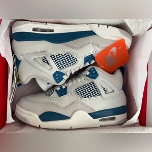 Jordan 4 Retro 'Military Blue'